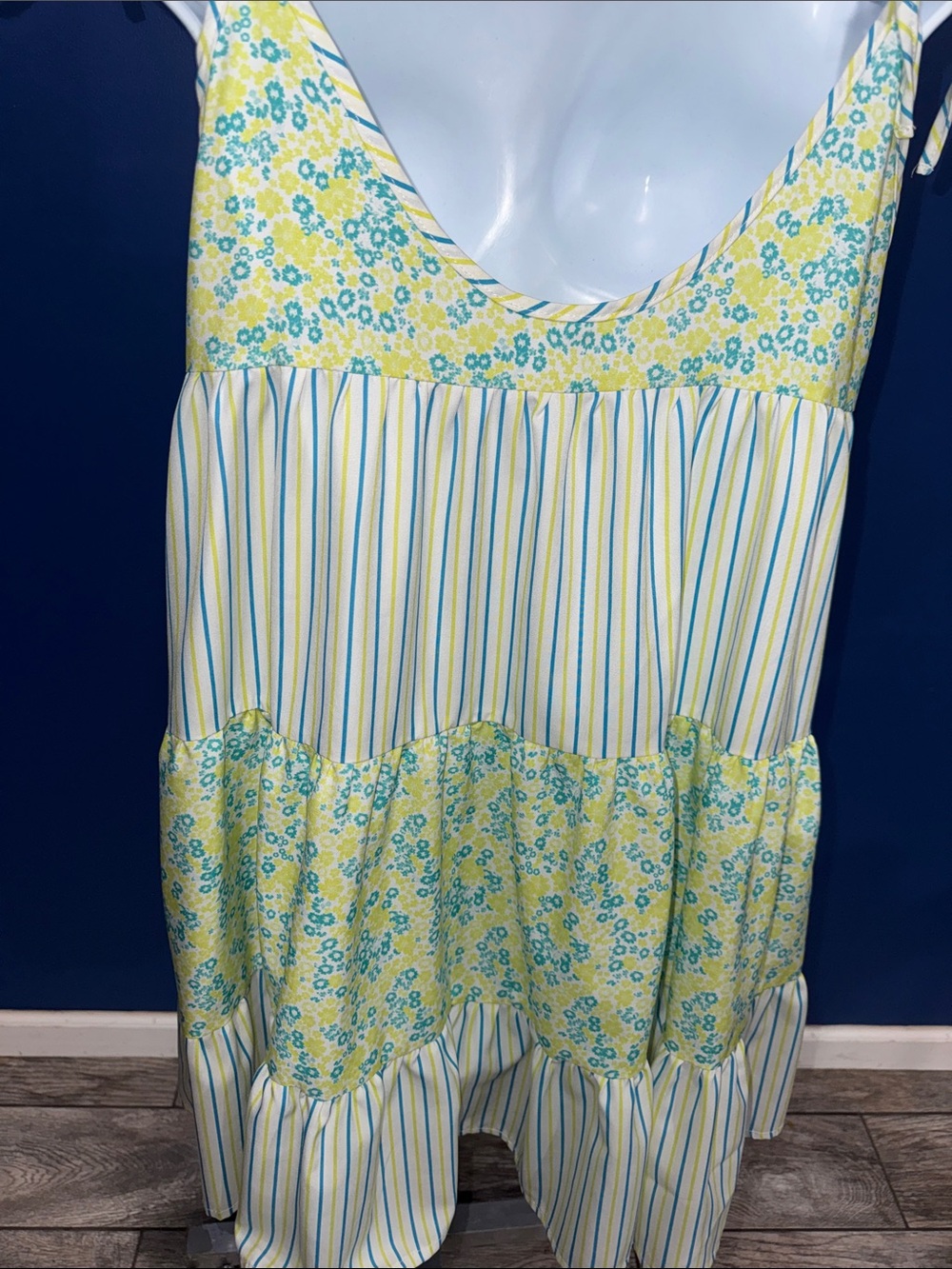 Boho Western Yellow Floral Tiered Dress – Size Small - Picture 11 of 13